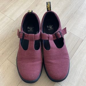 Like new - Dr Martens Winona